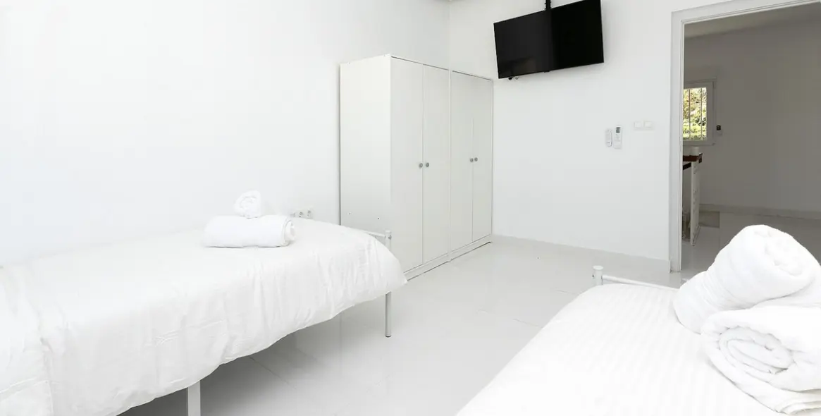 Продажа  отдельно стоящей виллы в Benalmadena 44