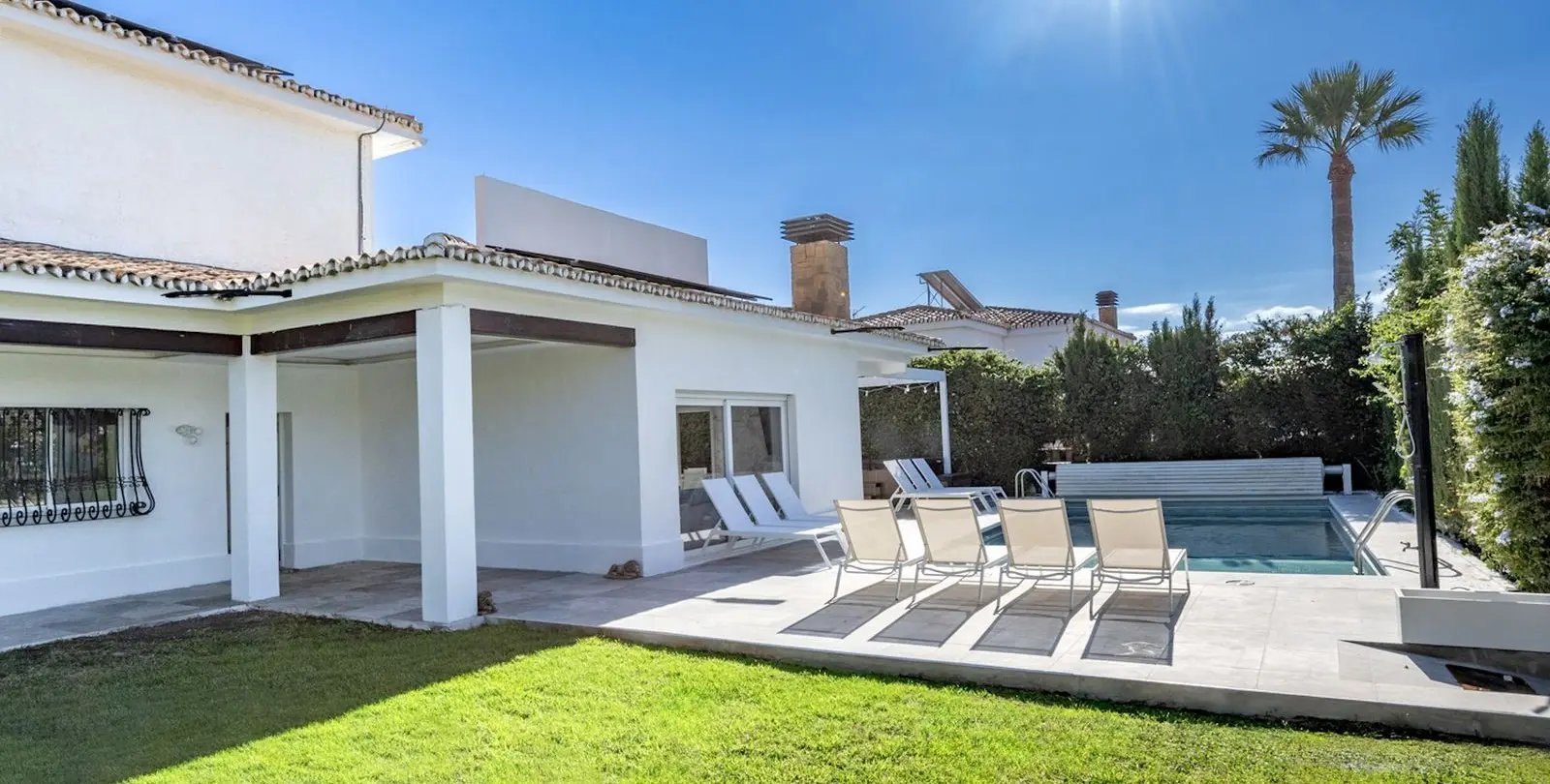 Sale of detached villa in Benalmadena 2