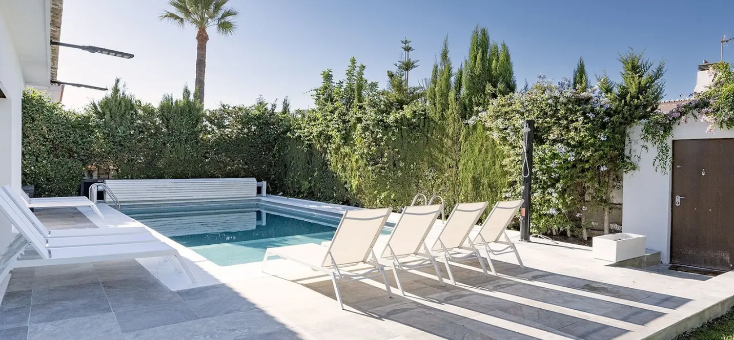 Продажа  отдельно стоящей виллы в Benalmadena 2