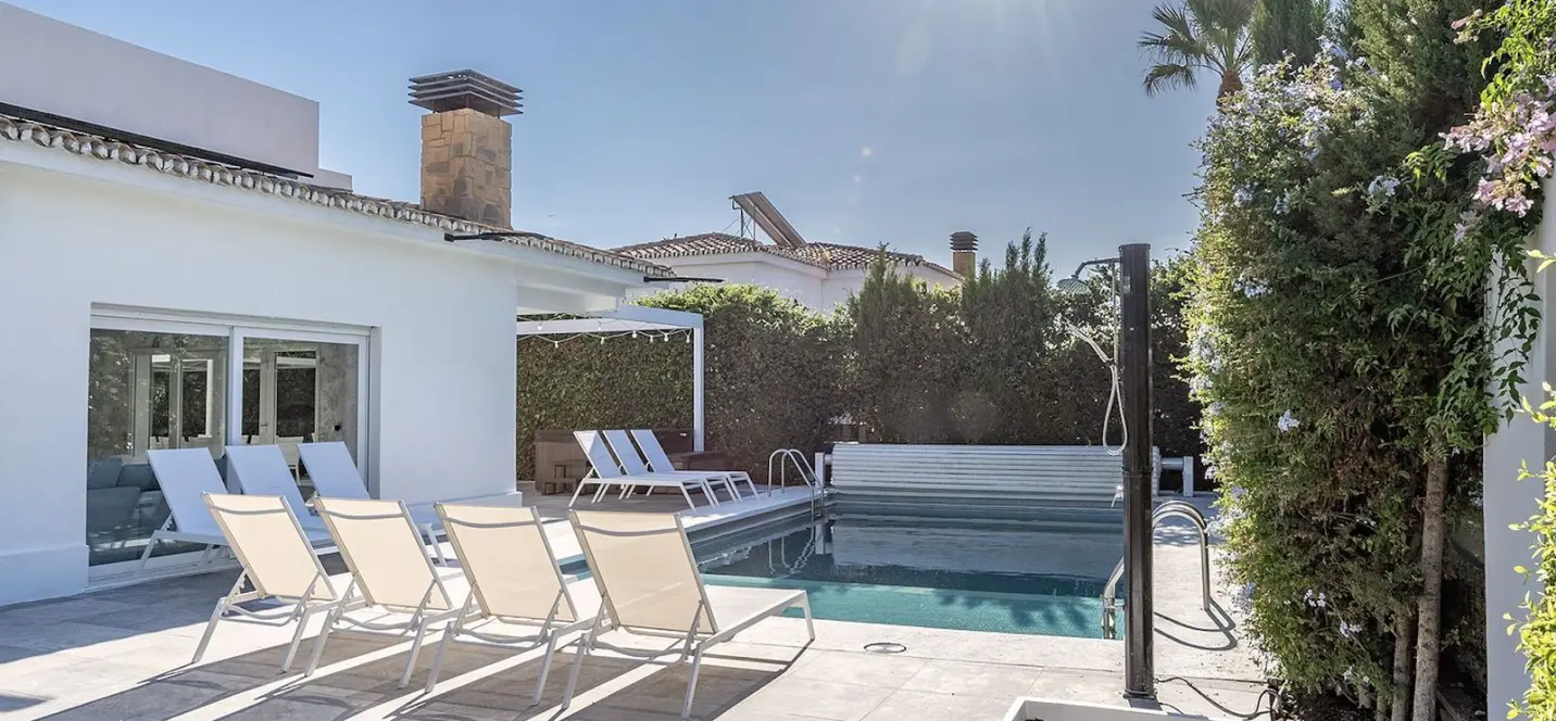 Продажа  отдельно стоящей виллы в Benalmadena 4