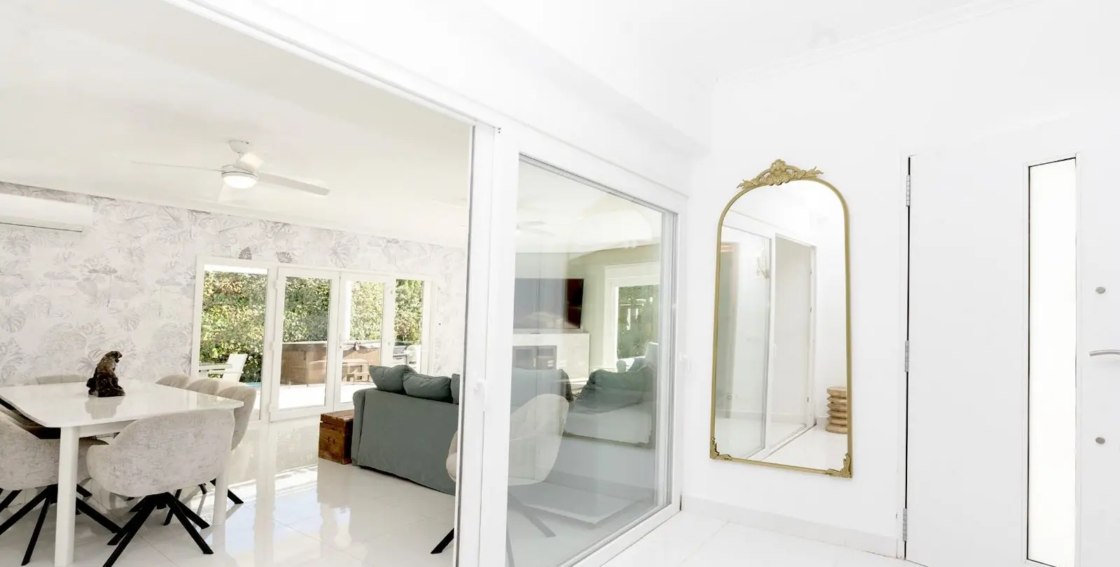 Sale of detached villa in Benalmadena 16