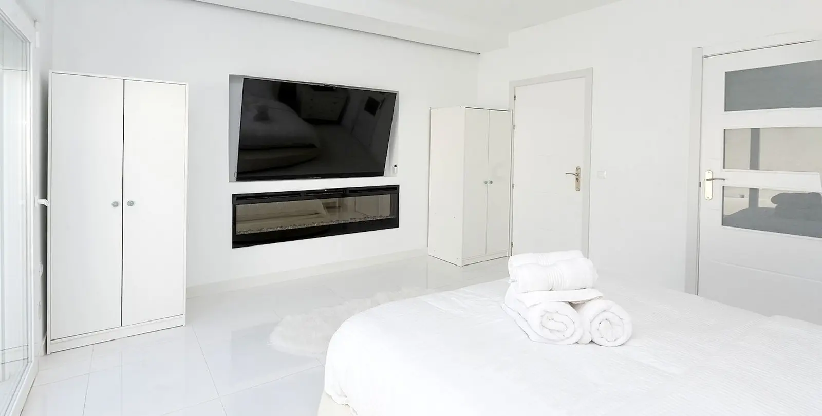 Sale of detached villa in Benalmadena 28