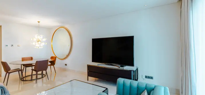 Продажа апартаментов на среднем этаже в Estepona 1