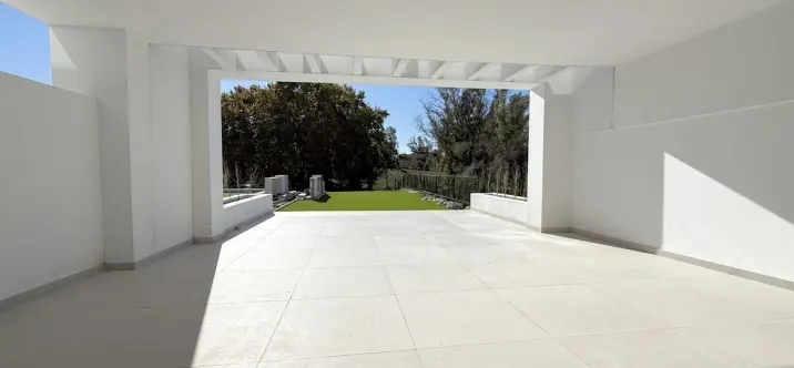 Продажа таунхауса в San Pedro de Alcántara 2