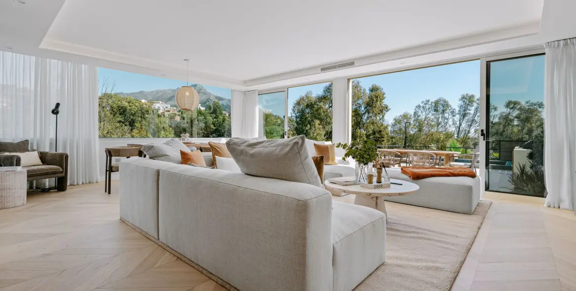 Продажа апартаментов на первом этаже в Nueva Andalucía 3