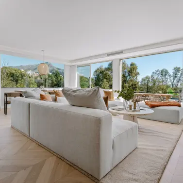 Продажа апартаментов на первом этаже в Nueva Andalucía