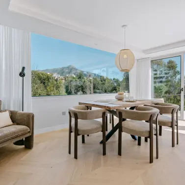 Продажа апартаментов на первом этаже в Nueva Andalucía