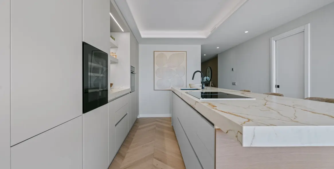 Продажа апартаментов на первом этаже в Nueva Andalucía 9