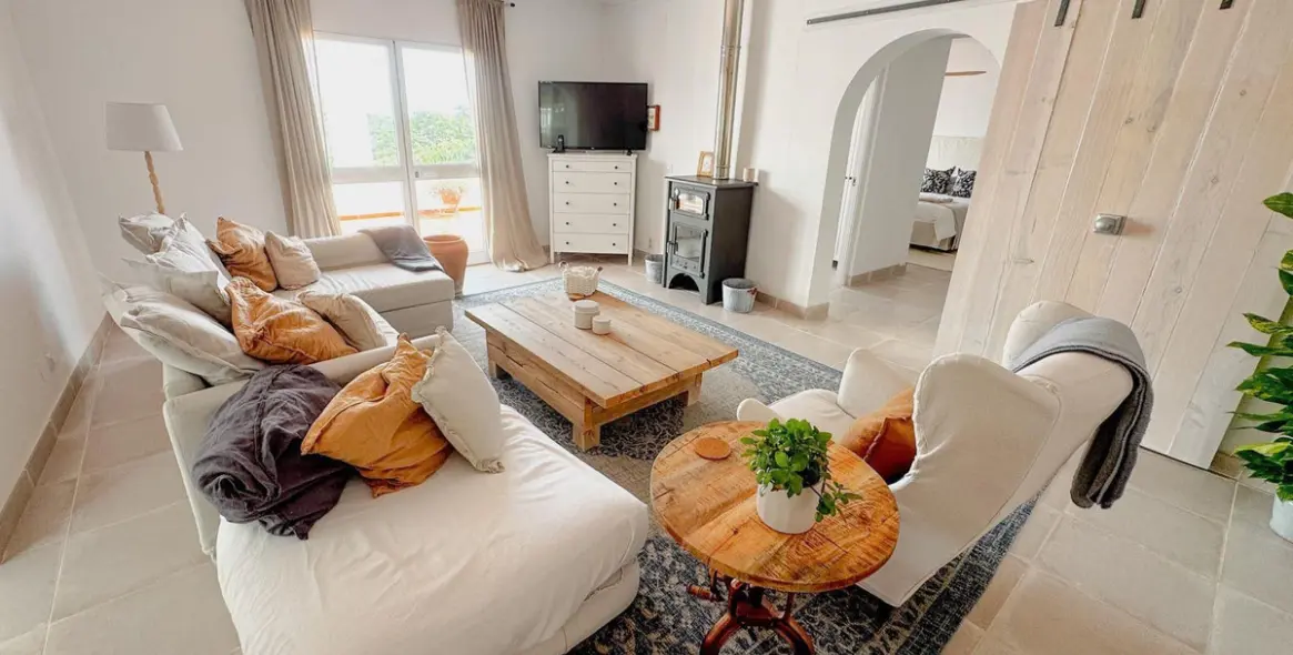 Продажа  отдельно стоящей виллы в Nerja 4