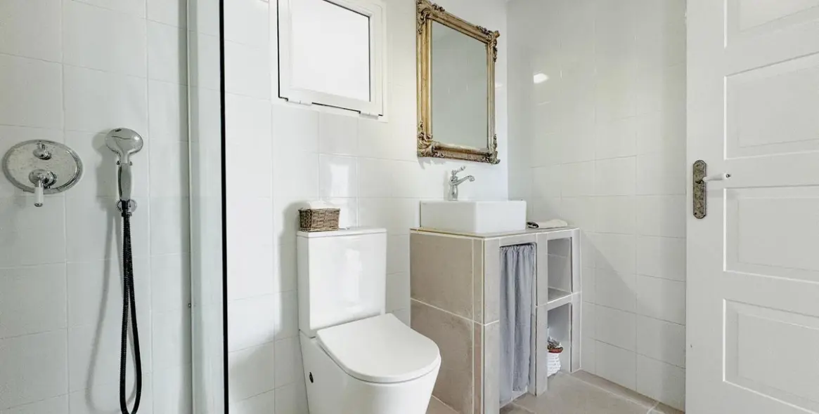 Продажа  отдельно стоящей виллы в Nerja 14