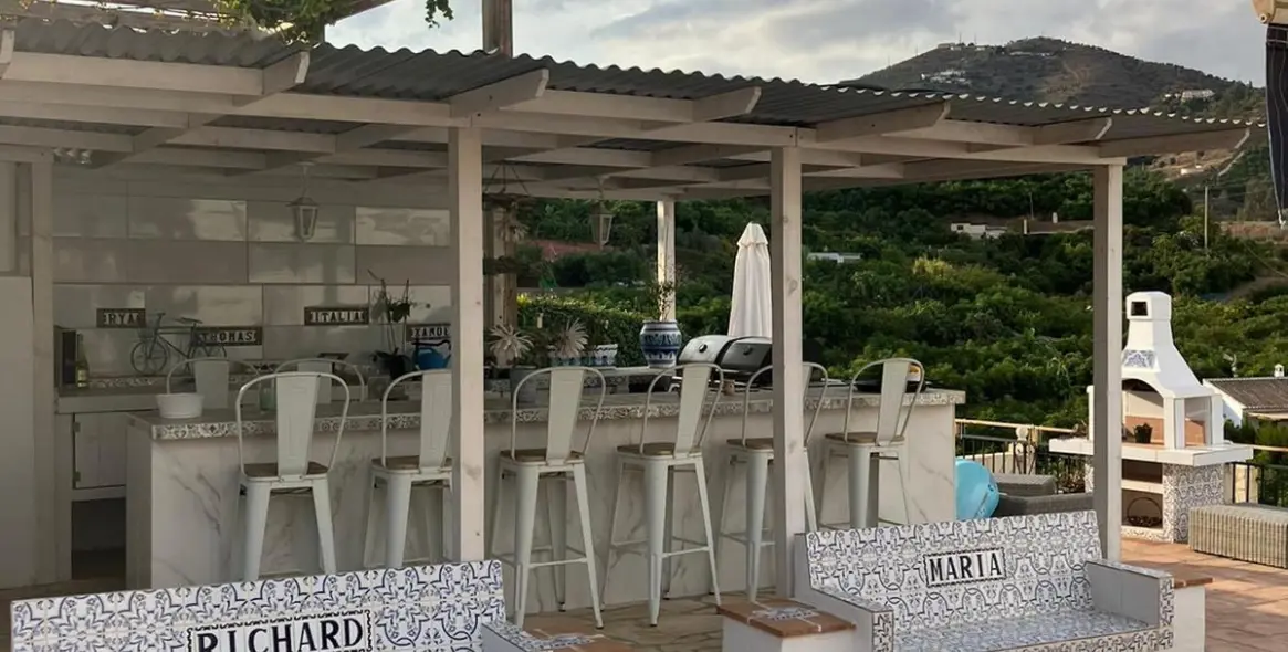 Продажа  отдельно стоящей виллы в Nerja 20