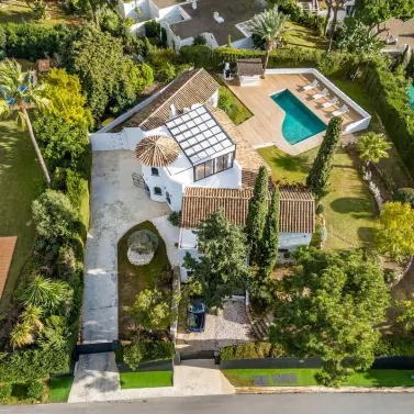 Продажа  отдельно стоящей виллы в Marbella