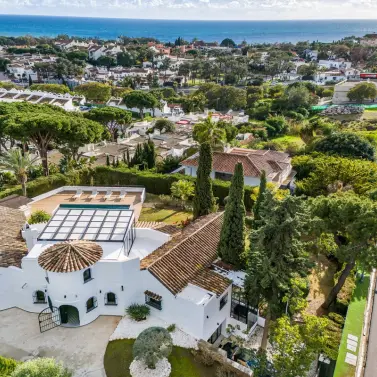 Продажа  отдельно стоящей виллы в Marbella