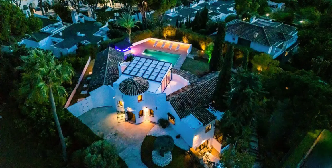 Продажа  отдельно стоящей виллы в Marbella 10