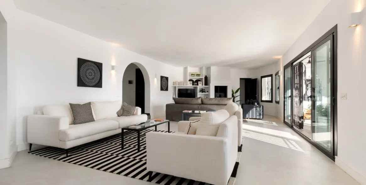 Venta de villa independiente en Hacienda Las Chapas 21