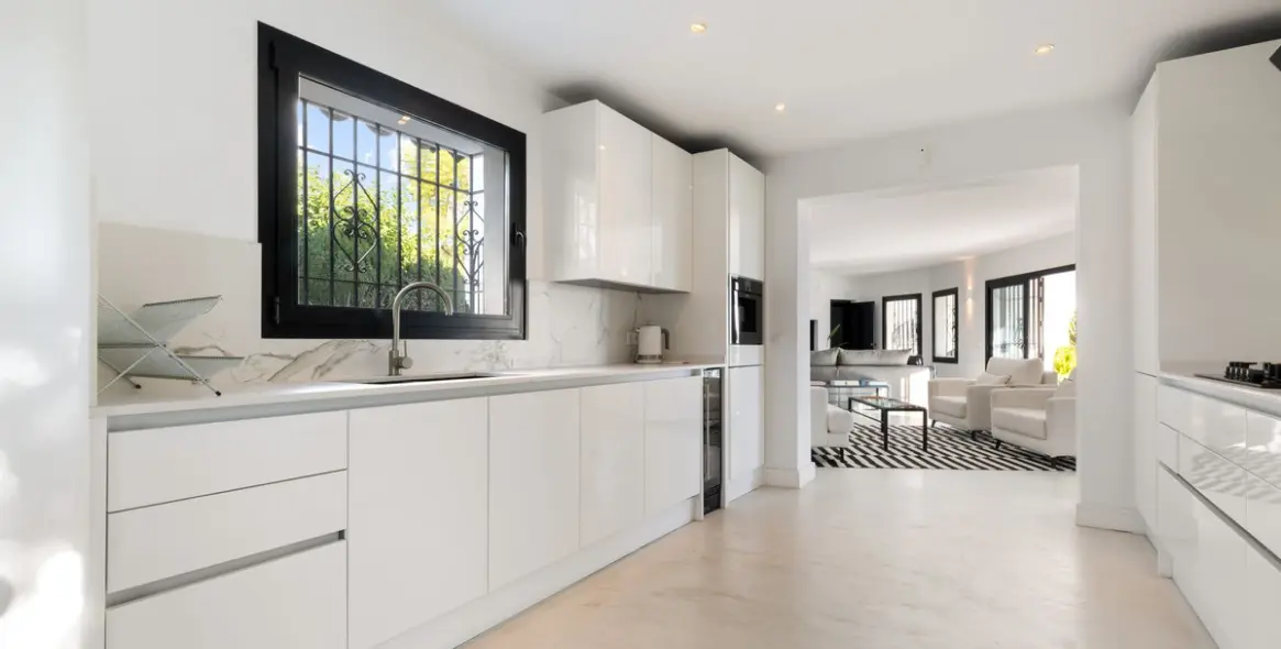 Venta de villa independiente en Hacienda Las Chapas 29