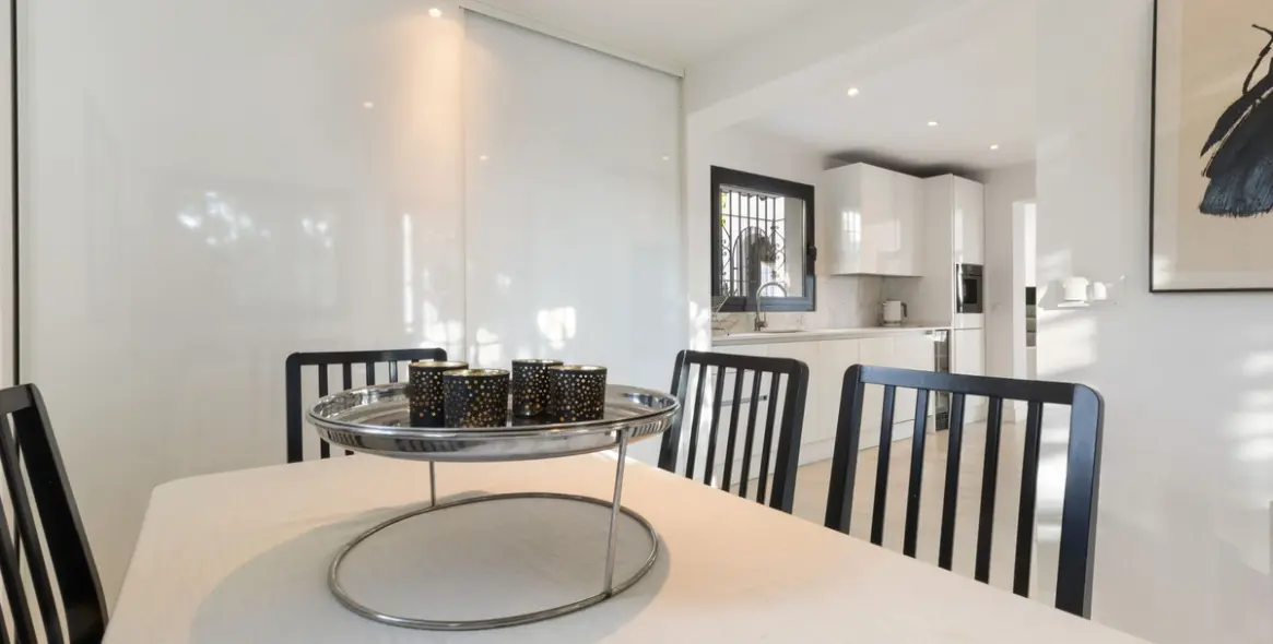 Venta de villa independiente en Hacienda Las Chapas 32