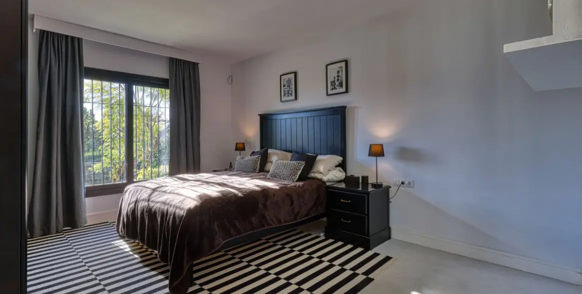 Venta de villa independiente en Hacienda Las Chapas 35