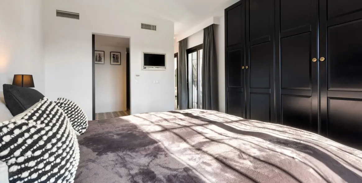 Venta de villa independiente en Hacienda Las Chapas 38