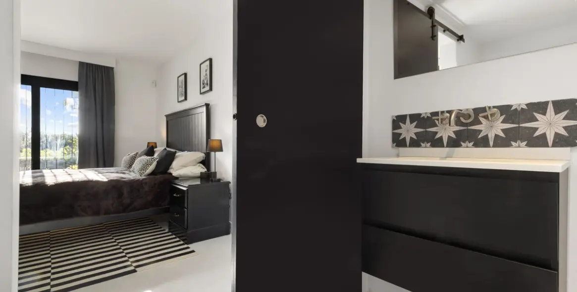 Venta de villa independiente en Hacienda Las Chapas 41