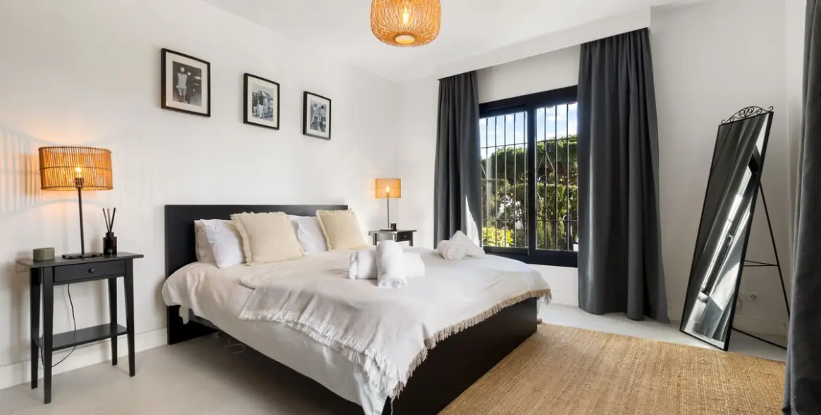 Venta de villa independiente en Hacienda Las Chapas 44