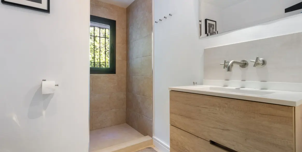 Venta de villa independiente en Hacienda Las Chapas 53