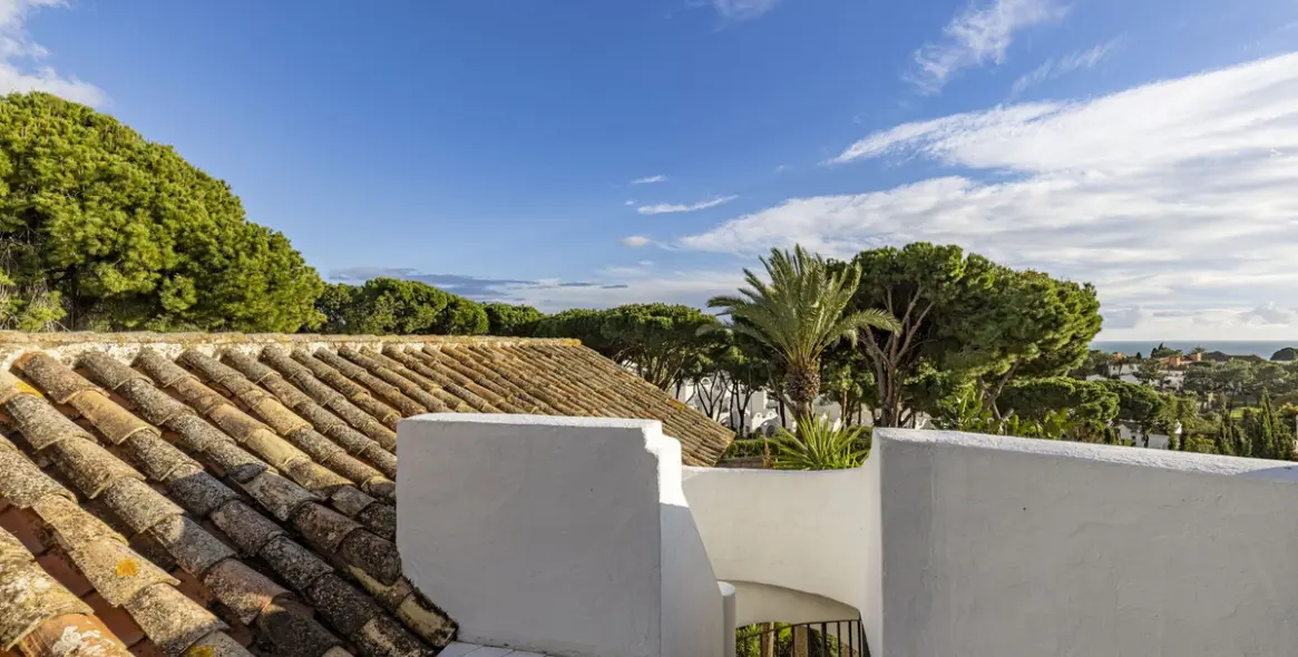 Venta de villa independiente en Hacienda Las Chapas 64