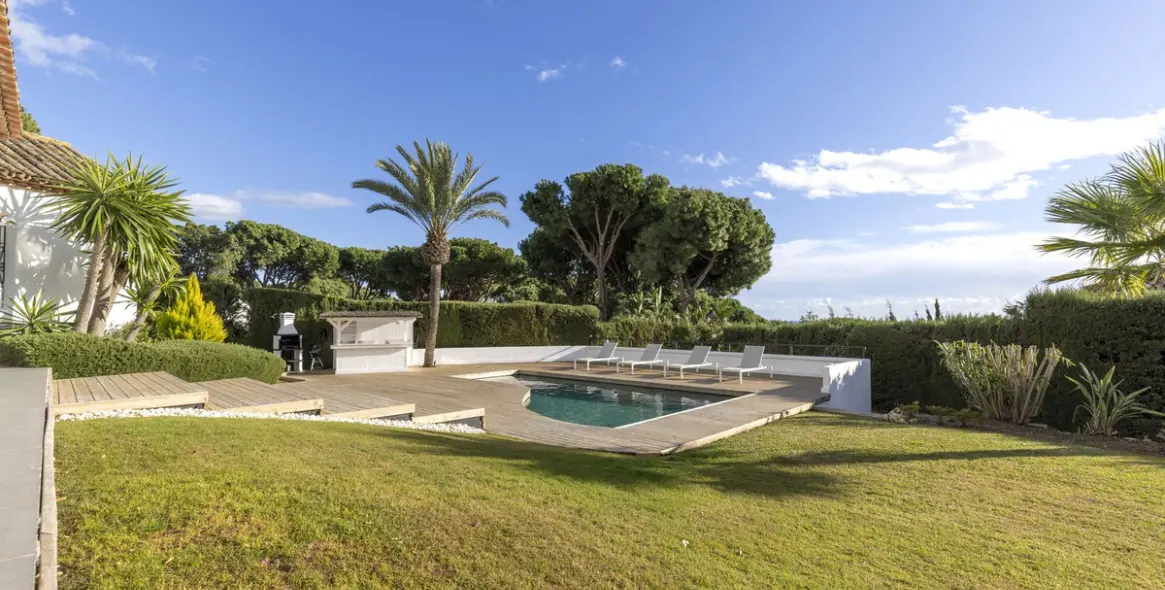 Venta de villa independiente en Hacienda Las Chapas 91