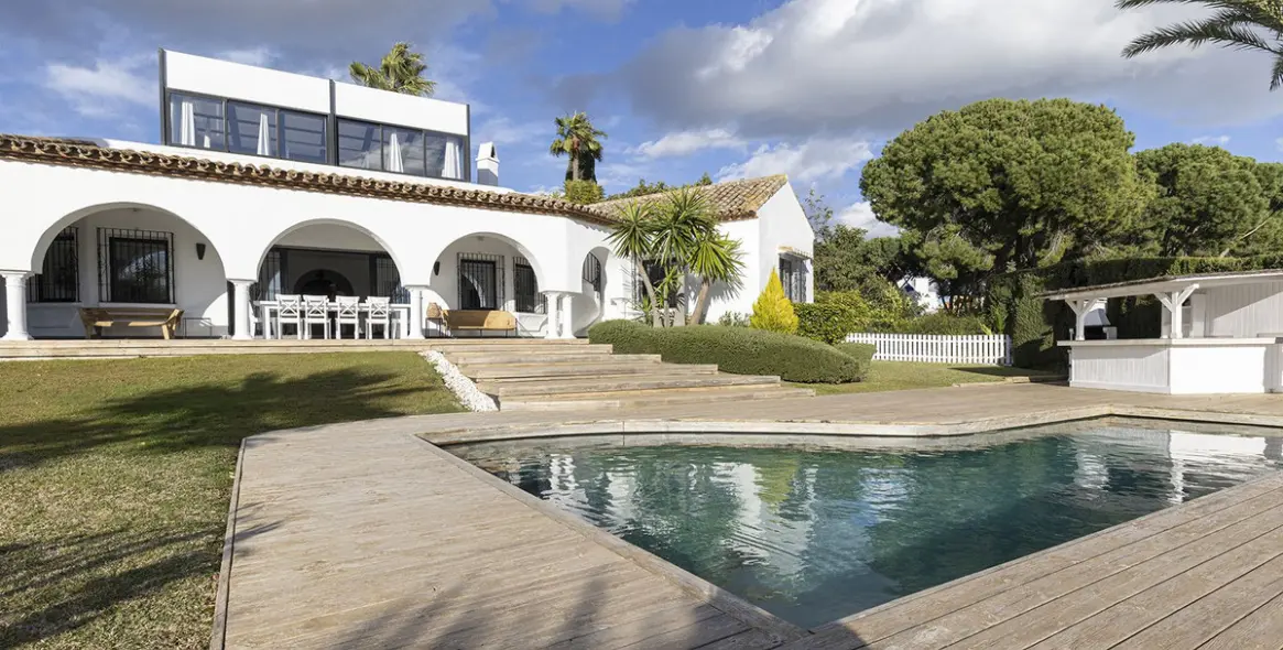 Venta de villa independiente en Hacienda Las Chapas 93