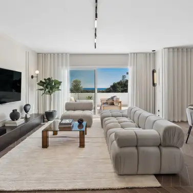 Sale of penthouse in Benahavís