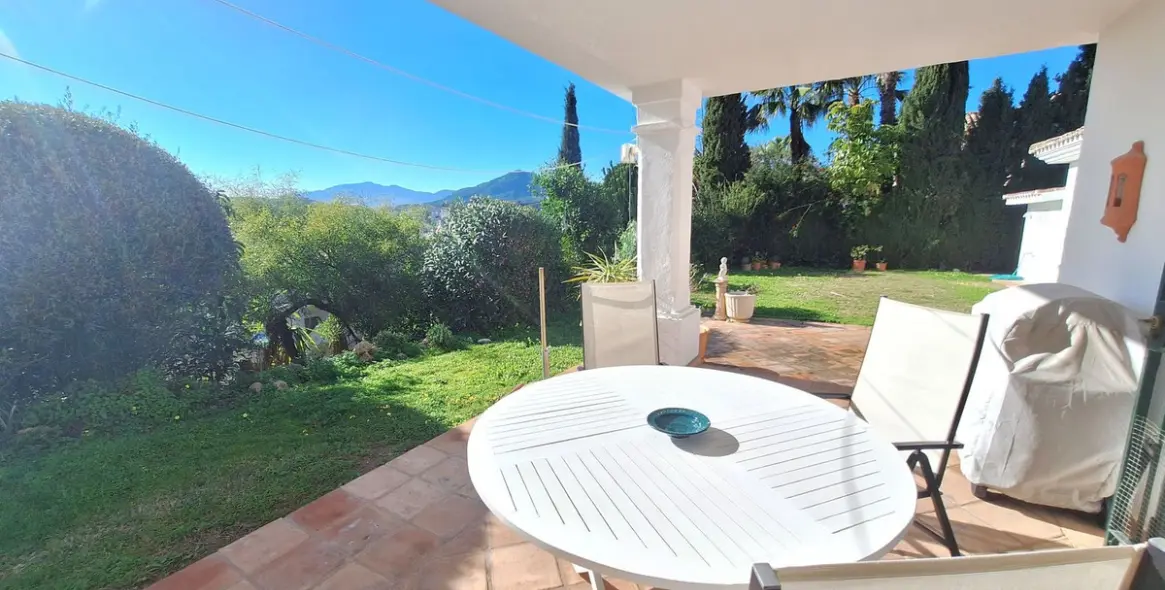 Продажа  отдельно стоящей виллы в Benahavís 4