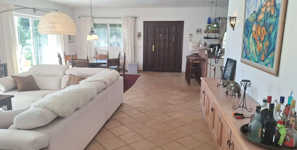 Продажа  отдельно стоящей виллы в Benahavís 8