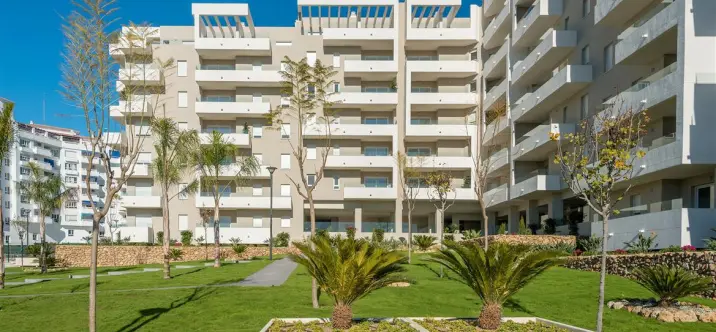 Alquiler a largo plazo de ático en La Campana 1