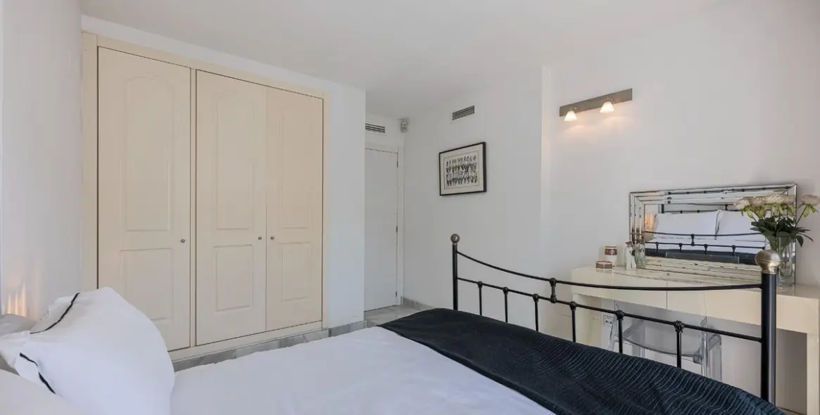 Long-term rent of townhouse in Nueva Andalucía 8