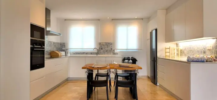 Долгосрочная аренда пентхауса в El Paraiso 3