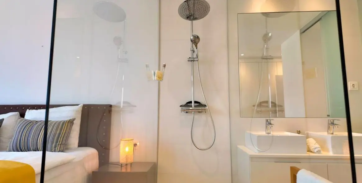 Long-term rent of penthouse in El Paraiso 12