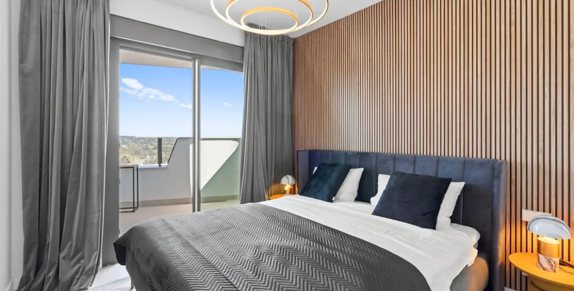 Alquiler a largo plazo de apartamento en planta media en Calanova Golf 12