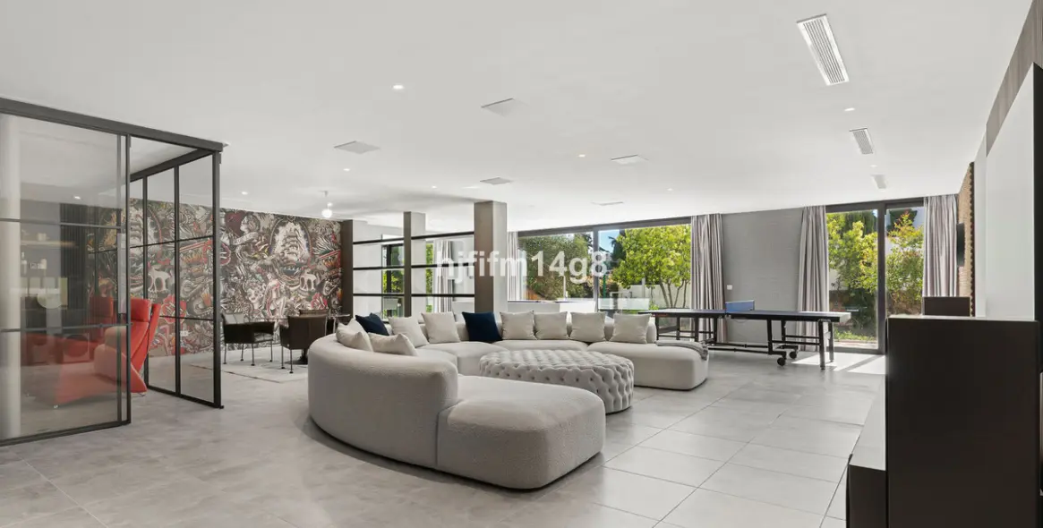 Venta de villa independiente en Los Flamingos 22