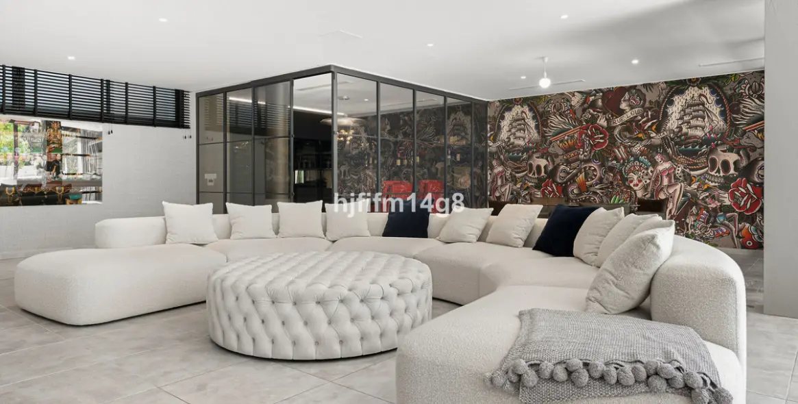 Venta de villa independiente en Los Flamingos 23