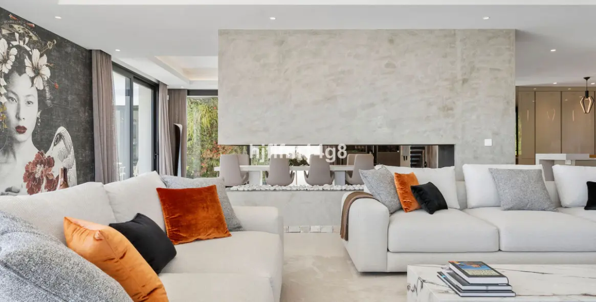 Venta de villa independiente en Los Flamingos 29