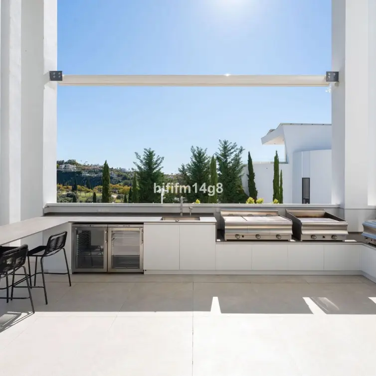 Venta de villa independiente en Los Flamingos