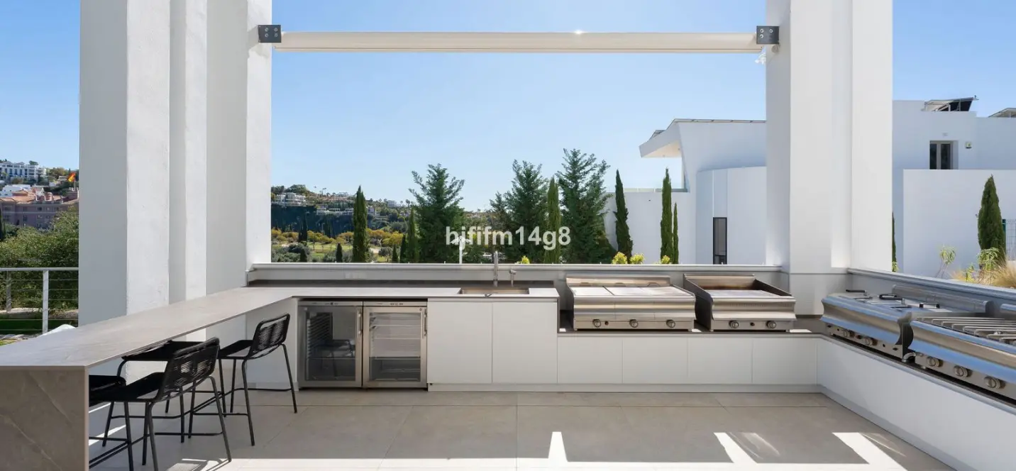 Venta de villa independiente en Los Flamingos 4