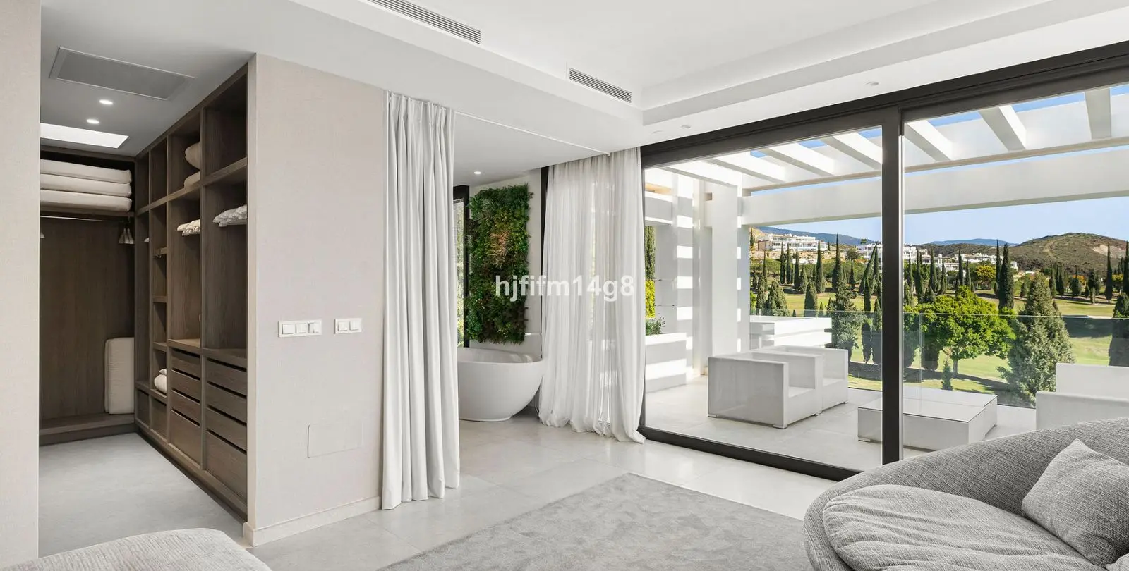Venta de villa independiente en Los Flamingos 11