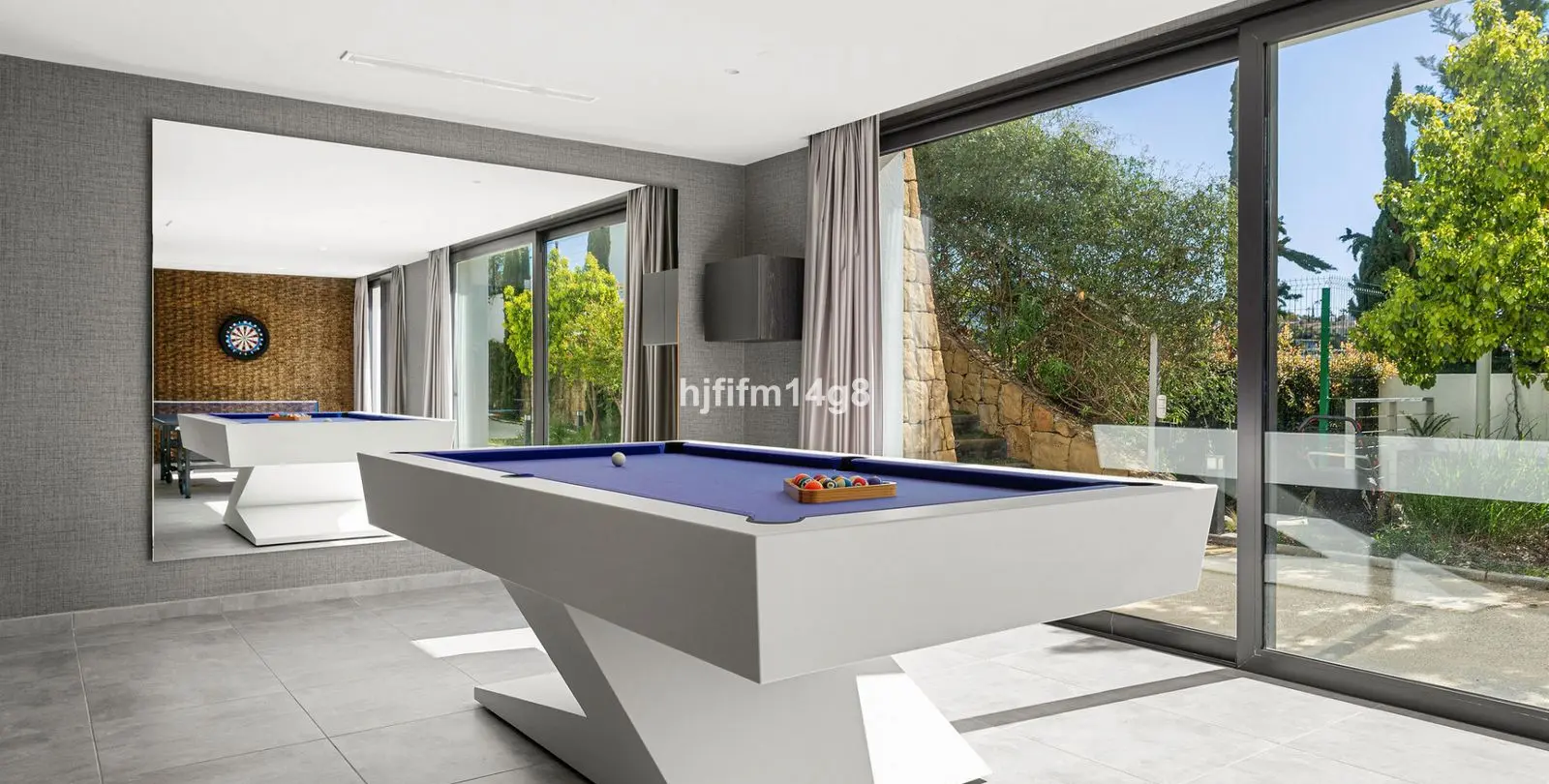 Venta de villa independiente en Los Flamingos 27