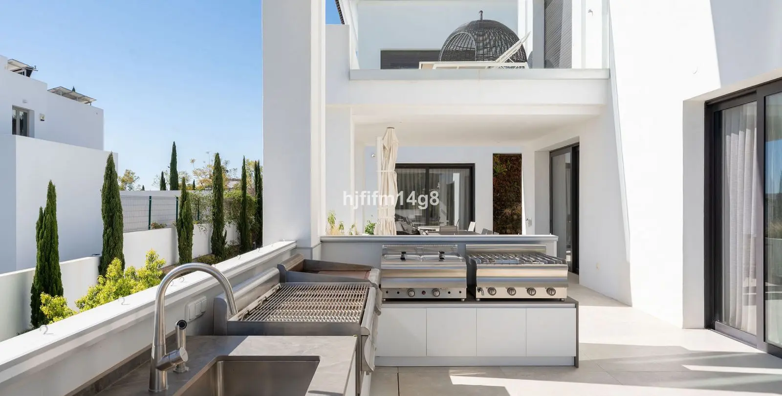 Venta de villa independiente en Los Flamingos 36