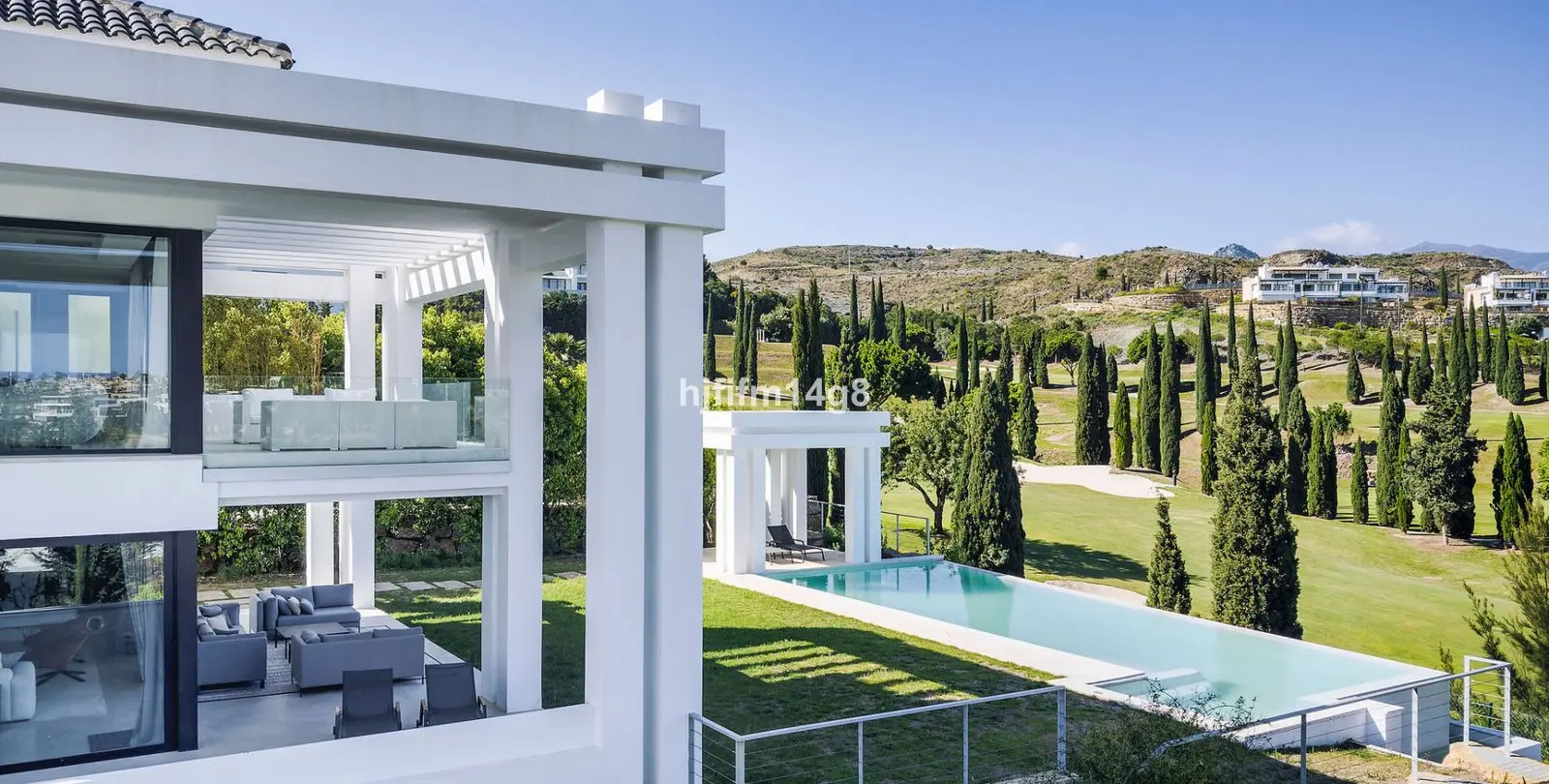 Venta de villa independiente en Los Flamingos 42