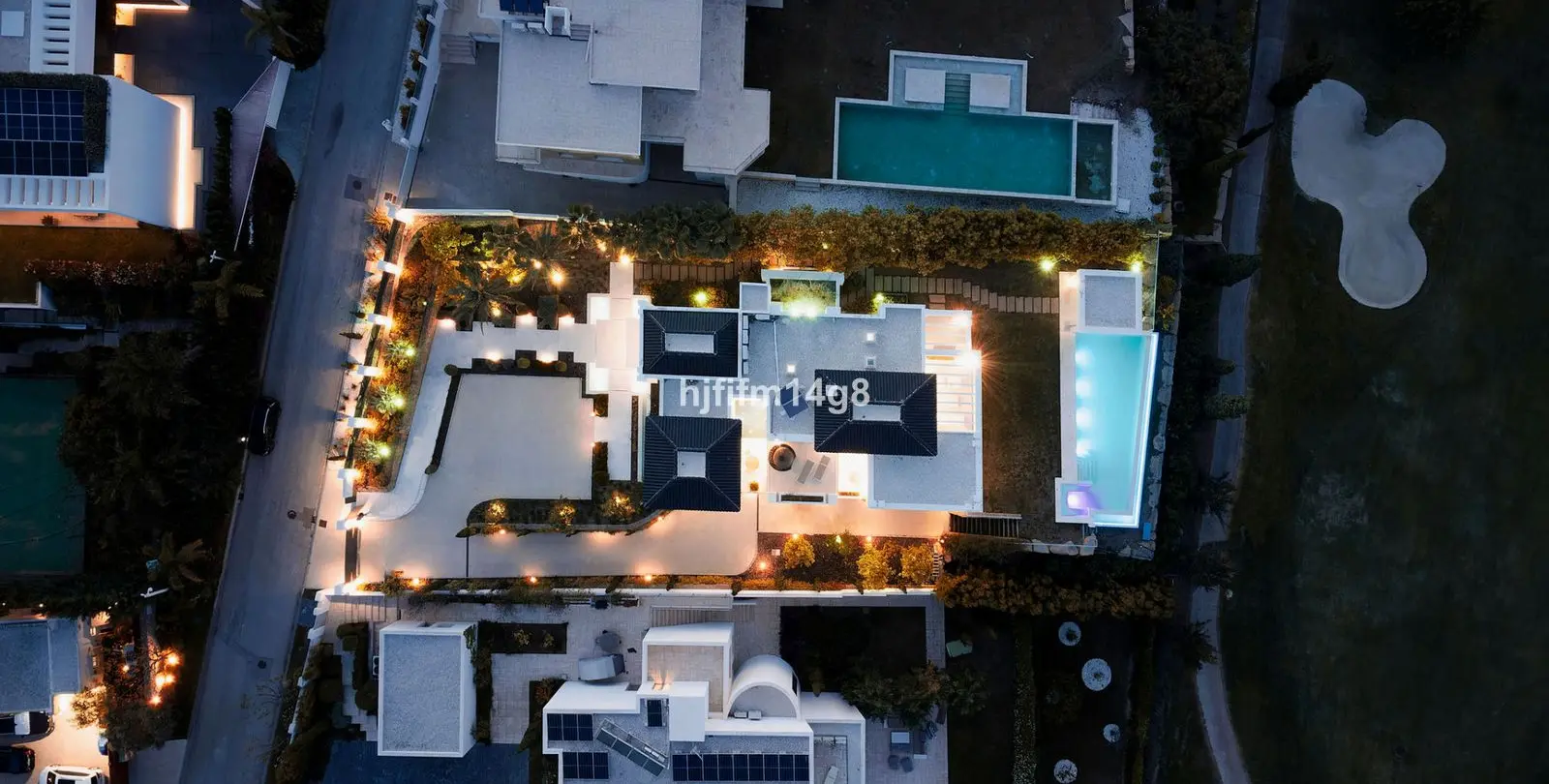 Venta de villa independiente en Los Flamingos 46