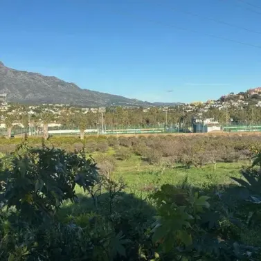 Продажа  жилого участка в Marbella