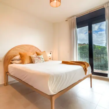 Long-term rent of middle floor apartment in Los Monteros