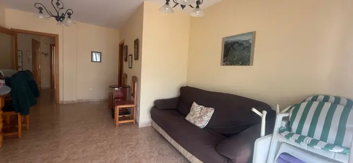 Sale of middle floor apartment in Estepona 4